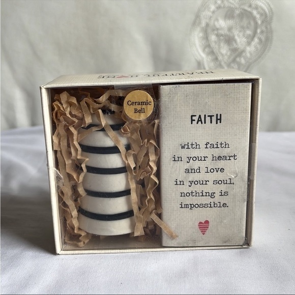 Heartful Home by Tracy Pesche 2.5 x 2 Ceramic Bell Faith - Picture 3 of 4